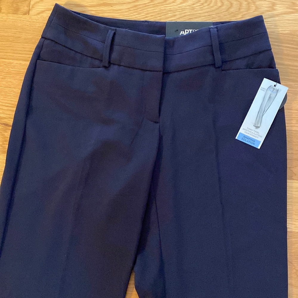 Mid-rise Trouser with “slimming” solution